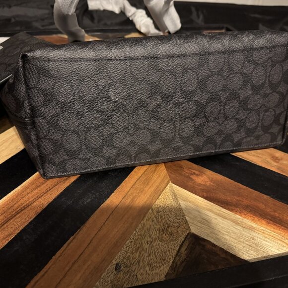 COACH Day Tote, V5/Charcoal Black - Picture 5 of 5